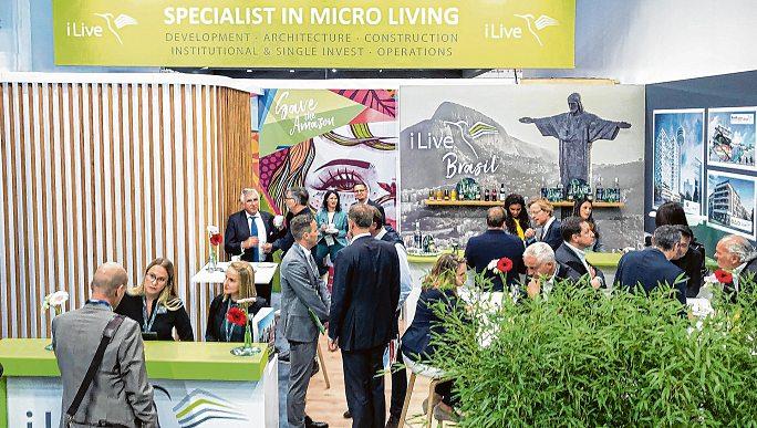 8 Wirtschaft Regional Oktober 2019 ilive trifft auf der Expo Real den Nerv der Branche EXPO REAL die i Live Unternehmensgruppe setzte bei der Münchner Messe wichtige Akzente rund um das Thema Micro