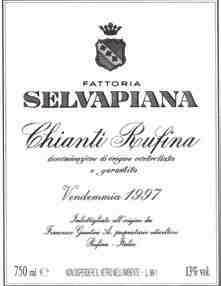 liegt die Fattoria di Fèlsina der Familie Poggiali, die sich hier 1966 niederließ und quasi bei Null anfing, Wein zu erzeugen. Aktuell ist Giovanni Poggiali Gutsdirektor, ein Enkel des Gründers.