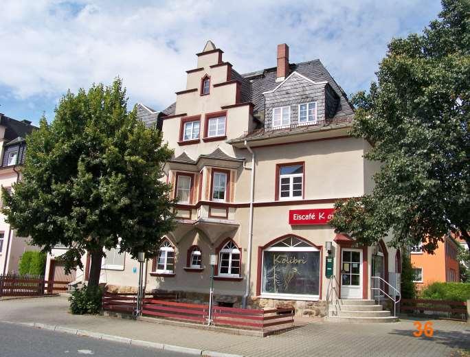 Haus Nr. 36 Lebensmittel-Laden Weinhold Erbaut in den Jahren 1929 bis 1931. Der erste Besitzer Weinhold war ein Lebensmittelhändler.
