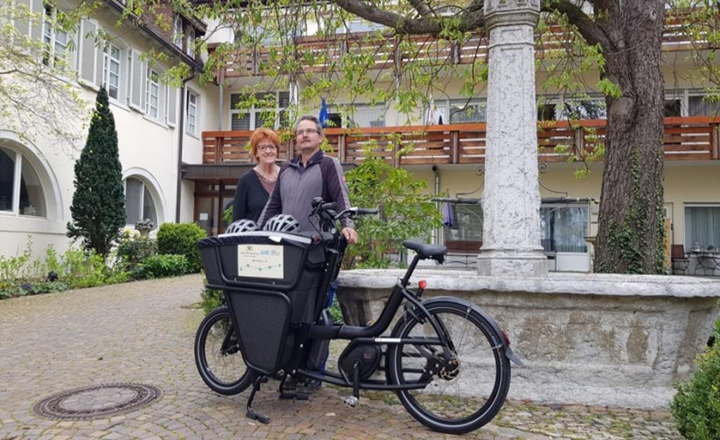 Sozialwerk Müllheim e.v. und die Diakonischen Dienste Hochrhein ggmbh je ein Elektro-Lastenrad angeschafft werden.