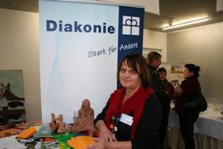 Martina Hickstein von der Diakonie Die Diakonie hat ihren Fokus in der Arbeit mit behinderten und trauernden Kindern, problematisch ist die Situation dahingehend, da es bisher keine Regelfinanzierung