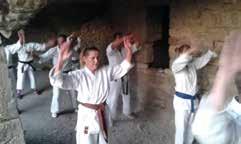 karate karate hochklassige Budo-Bücher spezialisiert ist. Tja, damit geht nun doch eine Ära zu Ende. Der CRB (Centre de Recherche Budo) wurde 1974 als Ryu, d.h. als Schule, von Shihan Habersetzer gegründet, der heute 9.