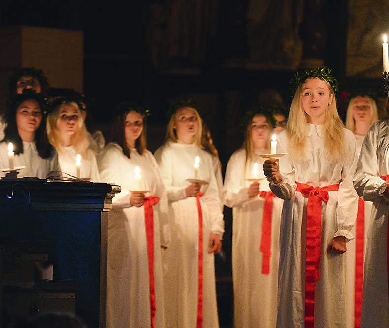 Lucia-Fest 6. und 7. Dezember Die Lichterkönigin Lucia und das mit ihr verbundene Lucia-Fest gehören zum weihnachtlichen Brauch in Schweden.