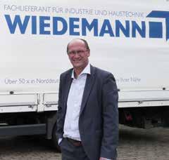 Innenansichten Aus den Häusern Wechsel in der Geschäftsführung bei der WIEDEMANN-Gruppe Wichtige Weichen für die Zukunft gestellt Zum Ende des Jahres 2020 wird Frans Soulier aus der Geschäftsführung
