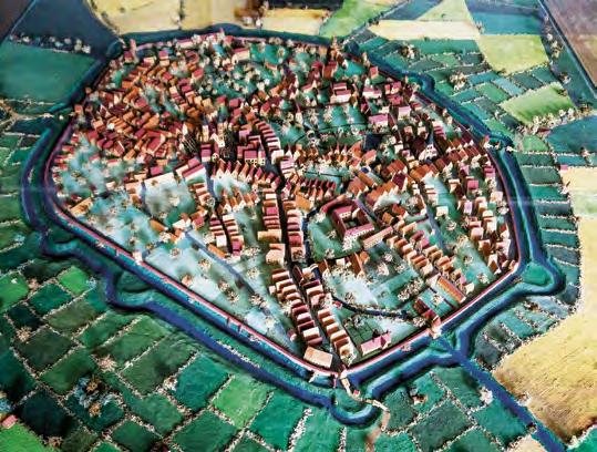 Modell der Stadt Coesfeld im Jahre 1620 eine Hexe sein kann«, gibt die Stadtführerin zu bedenken.