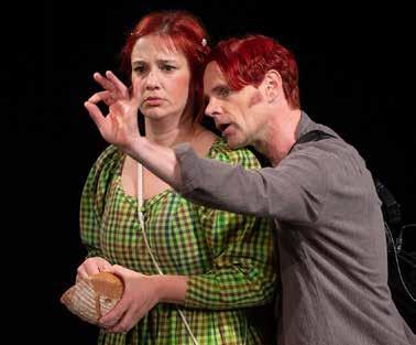 / 19:30 / Turnsaal der NMS / Sattledt THEATER Salome Pockerl und Titus Feuerfuchs teilen dasselbe Schicksal: Wegen ihrer roten Haare werden sie von den Leuten gemieden.