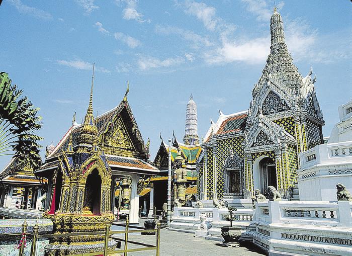 Bangkok Saraburi Phitsanulok Prae Chiang Mai Lampang Sukhothai Ayutthaya Fak.: Badeverlängerung in Cha Am ab 1.