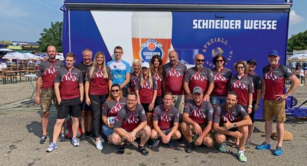 Rund 15 Kunden und Mitarbeiter von Beutlhauser stellen sich an diesem Morgen den Herausforderungen der zweitgrößten Radveranstaltung Bayerns. Der Jura-Radmarathon findet mit 1.