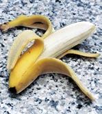 Gelbe Power Hier die Zusammensetzung einer Banane, Gewicht: 125 g Nährwertangaben: Brennwert Eiweiß Kohlenhydrate Fett pro 100 g 88 kcal (374 kj) 1,2 g 20 g 0,2 g Praktisch verpackt und leicht zu