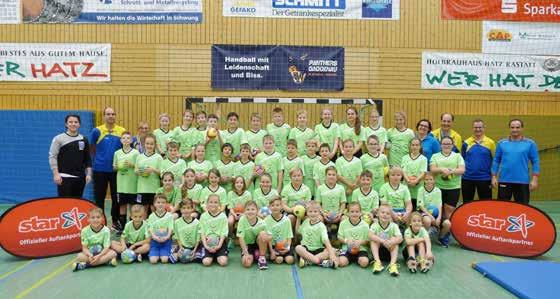 HANDBALLCAMP 2018 Handball-Camp mit Bundesligaspieler Gemeinsam mit der CommEvent Management GmbH aus Kiel und dem Bundesligisten TVB 1898 Stuttgart veranstalteten die Panthers Gaggenau in den
