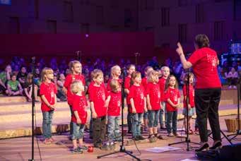 1500 Kinder aus ganz Niedersachsen singen bei Kleine Leute Bunte Lieder Großes Spektrum von Kinderchören unterstreicht die musikalische Vielfalt des Landes Hannover Mit 10 regionalen Festivals, über