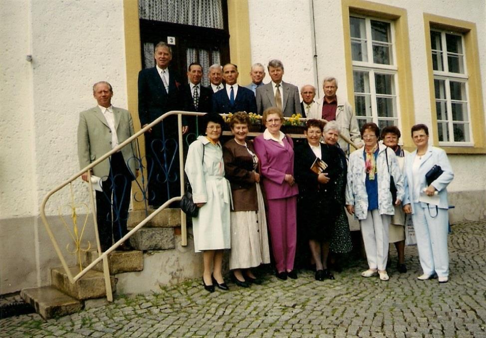 1988 Der Schulabschlussjahrgang 1952 mit Hans Grohmann hat sich oft getroffen, hier 2002: Ingrid Schmidt, Thea Minkwitz, Ursula Wagner, Martha Fischer, Lisa