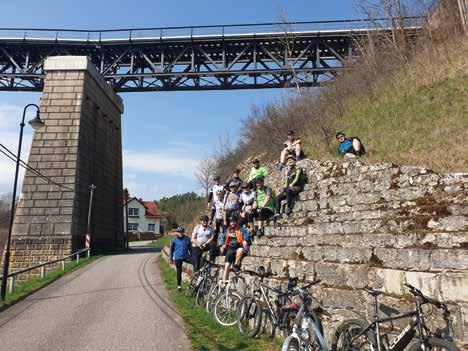 Sport Start bei SBN Zum zwölften Mal mit dem Rad von Nordhausen nach Schrobenhausen Aufgrund der Bauma startete die diesjährige Traditionsradtour im Frühling schon am Freitag, dem 5. April. Mit ca. 1.