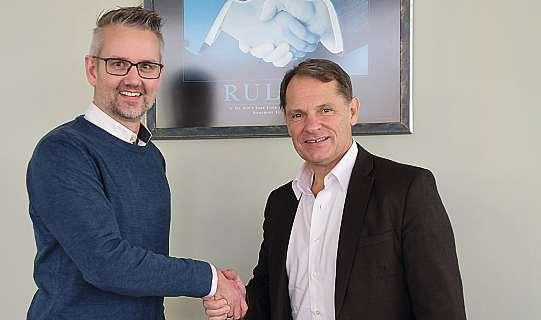 Johannesbad Gruppe Glückwünsche für den neuen Klinikleiter Karsten Fuchs kamen auch vom Vorsitzenden des Aufsichtsrates der Johannesbad Gruppe, Dr. med. Johannes Zwick.