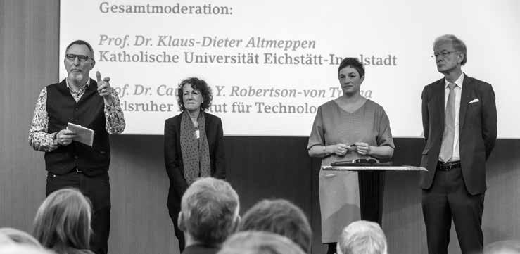 Aussprache Keynote-Speaker Prof. Dr. Nicole Deitelhoff Prof. Dr. Michael Göring Gesamtmoderation Prof. Dr. Klaus-Dieter Altmeppen, Katholische Universität Eichstätt-Ingolstadt Prof. Dr. Caroline Y.