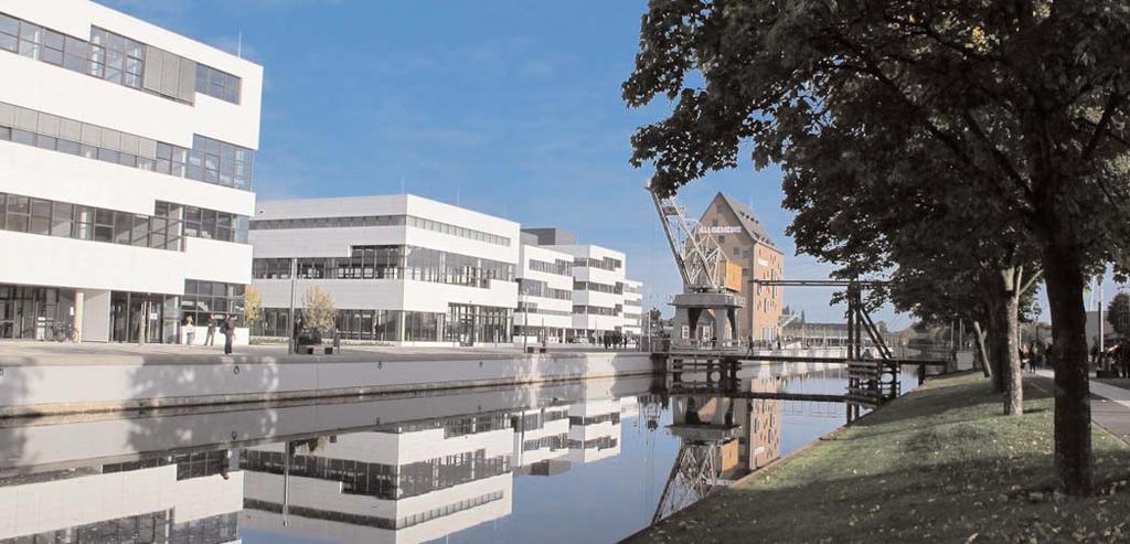 Fakultät Technologie und Bionik ist und bleibt gefragt Die Fakultät Technologie und Bionik an der Hochschule Rhein-Waal ist und bleibt mit ihren ingenieurwissenschaftlichen Studiengängen sehr gefragt.