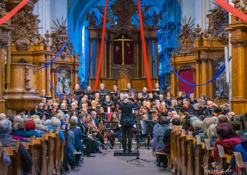 ZUM ABSCHLUSS DES JUBILÄUMSJAHRS Chorreise ins Baltikum Als letztes Highlight im Jubiläumsjahr 2019 hat der Chorverband Düsseldorf eine große Konzert- und Erlebnisreise für Sängerinnen und Sänger ins