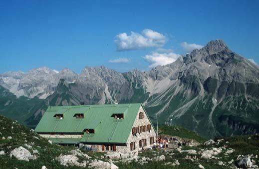 Jugendwanderung in den Allgäuer Alpen Mindelheimer Hütte 2058 m Dieses Jahr gibt es anstelle der Kreuzwanderung eine reinrassige Jugendwanderung.