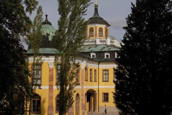 Hedwig Janning Schloss Belvedere in Weimar Unsere Tagung 2012 begann mit einem ersten Treffen in der Goethestadt Weimar.