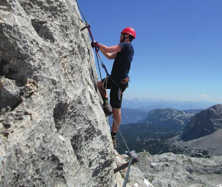 Ausbildungsprogramm Grundkurs Bergsteigen Grundkurs Klettersteig Grundkurs Gletschertouren Kursziel: Selbständige Durchführung von alpinen Bergtouren und einfacher versicherter Steige.