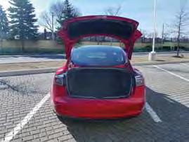 K MOBIL 53 // KIRCHHOFF AUTOMOTIVE KIRCHHOFF AUTOMOTIVE // K MOBIL 53 TESLA VON ANFANG AN ELEKTRISCH Elon Musk hat die Marke Tesla aufgebaut mit dem Ziel, rein elektrische Fahrzeuge zu entwickeln.