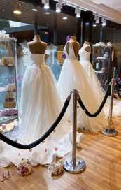 Hochzeitstanz. Bei Bellissimo Brautmoden sind besondere Wünsche kein Problem, das ausgesuchte Brautkleid sitzt am Ende sehr bequem.