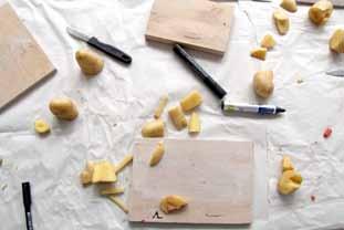 27. Januar 2015 Suse Kaluza - Textilwerkstatt Kartoffeln geschnitzt.