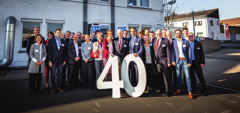 2 0 I nformationen VDI Rheingau Regional Magazin 1/2019 40 Jahre Firma Wachendorff Am 16. 11. 2 018 feierte die Fa. Wachendorff ihr 40jähriges Betriebsjubiläum mit vielen Ehrengästen.