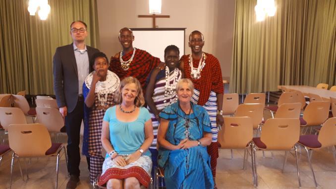 Rückblick Besuch aus dem Massailand Auf Einladung der Ev. Kirchengemeinde konnten wir am Freitag, den 12.7.