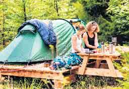 Ab jetzt in buchbar: Übernachten in der Natur Seit 2 Jahren wird in der Eifel in dem Projekt Trekking Eifel das touristische Angebot der Naturlagerplätze erfolgreich etabliert.