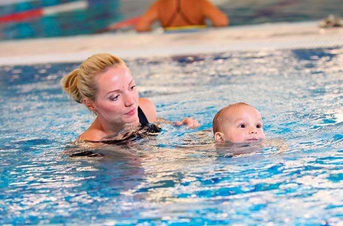 NACH DER GEBURT Babyschwimmen Babyschwimmen Wassergewöhnung und Spaß für Säuglinge ab dem 3. Lebensmonat! Spaß im Wasser und die Förderung der Bewegung stehen immer im Vordergrund des Babyschwimmens.