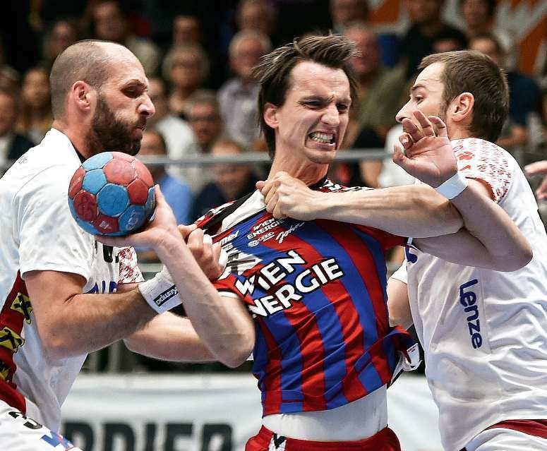 114 SPORT &KARRIERE HANDBALL INTERVIEW Mathe istleidenschaft Handball hatte für MarkusKolar (33) stets Priorität.
