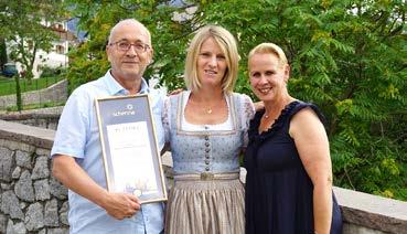 mit Tamara und Chiara sowie die langjährigen Südtirol- Classic-Teilnehmer Sigrid und Udo Schneider für 20 Jahre Gast
