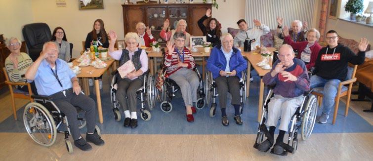 Großzügige Spenden für die Renovierung des Innenhofs Alten- und Pflegeheim St. Franziskus dankt allen Akteuren Projekt Care4future im Seniorenheim St.