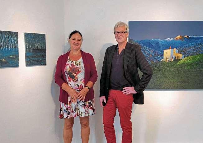 Das Künstlerpaar meldet sich mit dieser Ausstellung zurück in der schleswig-holsteinischen Heimat, wo beide nun in Eckernförde ihren Arbeits- und Lebensmittelpunkt haben.