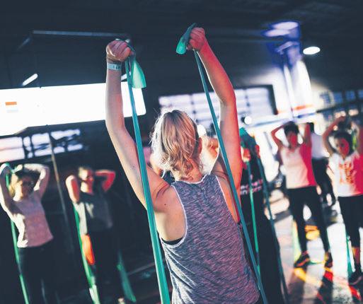 Die beliebtesten Weiterbildungen 2020 Beweg ung Fitnessinstruktor ist ein gefragter Beruf Work-Life-Balance Zufrieden im Beruf glücklich im Leben Anfangs Jahr