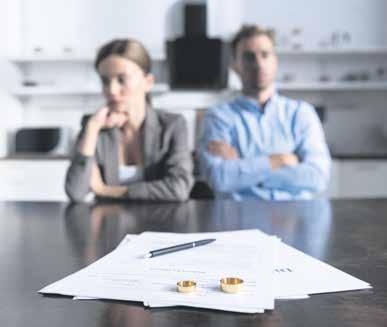 Während das Finanzamt Ihre Unterlagen bearbeitet, trennen Sie sich und wollen sich scheiden lassen.