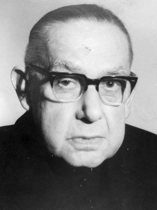 Theologie-Studium; kath. Pfarrer von St. Paulus Recklinghausen 1937 1959, Stadtdechant bzw.