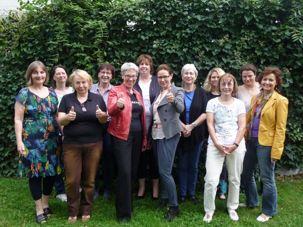 (Der neue ver.di-bezirksfrauenrat NRW-Süd nach der Bezirksfrauenkonferenz am 20.09.2014 (Foto: Barbara Henke)) 11. November 2014 