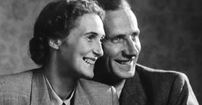 Nach 1945 übernahm Hermann Oberwelland, Hugo Oberwellands Sohn, mit seiner Frau Marianne die Sattlerei und begann parallel mit der Entwicklung und Produktion hochwertiger