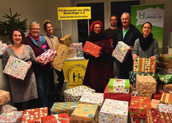 Mehr als 300 Mal Weihnachtsfreude spendete der Verein zur Hilfe Bedürftiger e. V. Pünktlich vor den Festtagen rückten Vereinsmitglieder mit einem Pkw-Anhänger voller Geschenkpakete an.