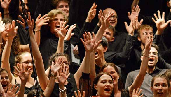 Die Landesakademie C.H.O.I.R. 25 Jahre vereintes Europa Jedes Jahr im August findet das Internationale Jugendchorfestival C.H.O.I.R. mit Teilnehmer*innen aus Baden-Württemberg und seinen Partnerregionen statt.