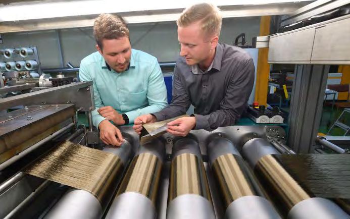 gemeinnützige GmbH Cetex ist das Forschungsinstitut für neue Technologien und Maschinen zur Herstellung Technischer Textilien, textilbasierter Halbzeuge, Funktionskomponenten und
