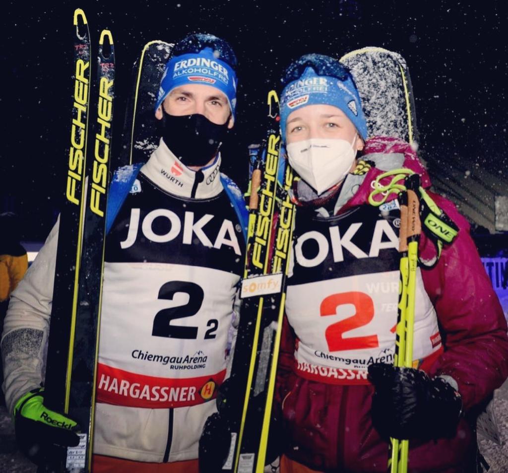 Franzi und Simon in Oberhof Die Freude ist groß bei den heimischen Fans: mit Biathlon der Auftakt 2021 ist an diesem diesen Beiden (Foto) mehr dazu weiter unten Nieselregen, bissal Restschnee: So