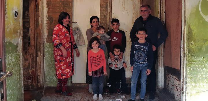 Die Mutter der Familie, Anush Avetisyan (42), ist verzweifelt und weiss nicht mehr weiter.