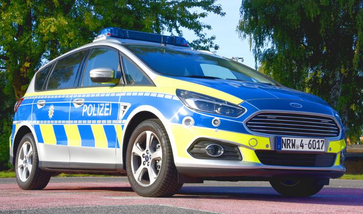 Der Ford S-Max als Streifenwagen Zum ersten Mal werden bei der Polizei NRW gleich zwei verschiedene Modelle als Streifenwagen eingeführt.