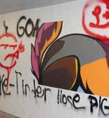 Das Kunstwerk, das 20 Jugendliche unter der Anleitung des Graffitikünstlers Kevin Meyle im Rahmen eines Projektes des Haslacher Jugendhauses mit schönen Motiven aus Haslach gestaltet hatte, wurde in