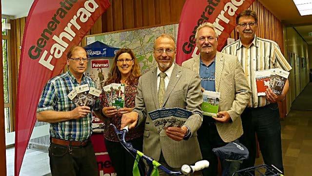 Im feierlichen Rahmen wurden bei der Abschlussveranstaltung im Ratstrakt verschiedene Preise verliehen. Die fahrradfreundliche Stadt Bergkamen richtete im Foyer des Rathauses vom 24.05. bis 06.
