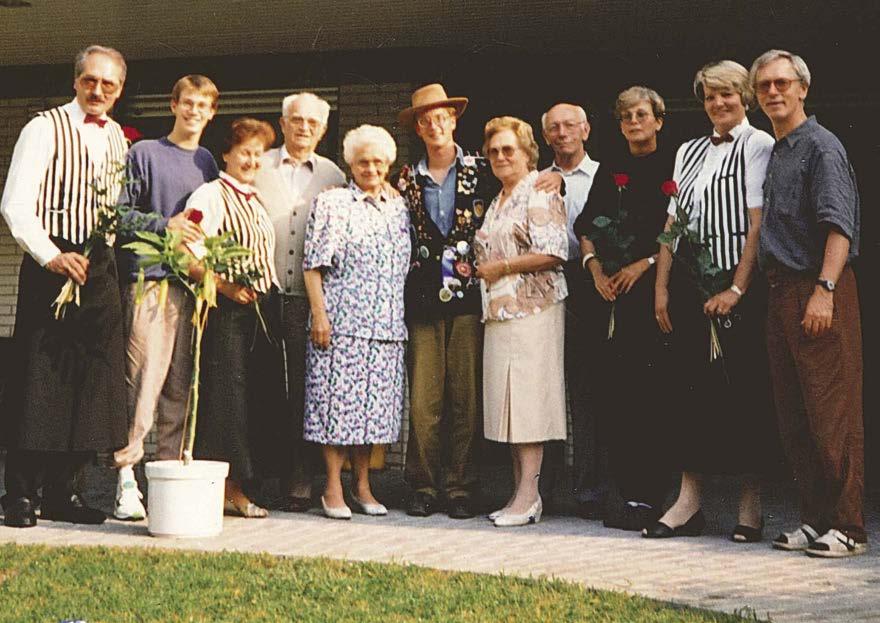 1991 1992 Leben mit rotarischen Werten Präsident: Bernd Wegener Besuch der 40-Jahre-Charterfeier unseres befreundeten Clubs in Coevorden Besuch des RC Rugby in Rüsselsheim Betreuung holländischer