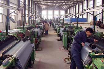 80 81 Gewebeproduktion der SBD China in Anhui, 2008 China ein schwieriger Standort Mit der Fertigung in China begann die DDD-Gruppe im Jahr 2004.